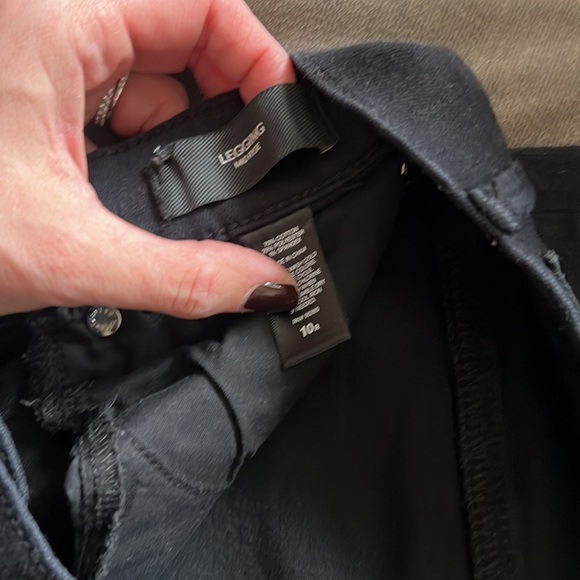 Express Mid Rise Leggings Black 10R - Picture 2 of 10